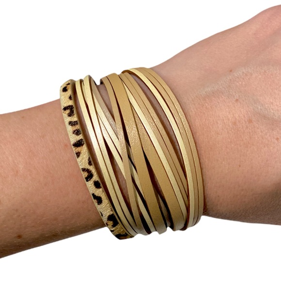 Women’s Leopard Leather Cuff Statement Bangle Bracelet Animal Print Neutral Tan - Picture 10 of 10